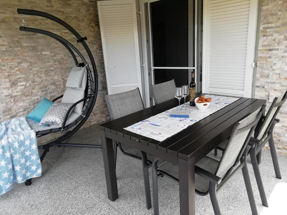 Apartment Sun & Sea Krk Town Exterior foto
